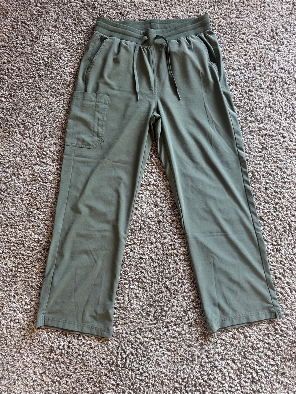 Size M Carhartt scrub pants